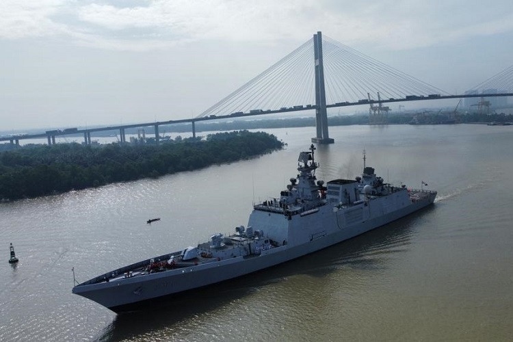 Tàu chiến Ấn Độ thăm Việt Nam có uy lực như thế nào?